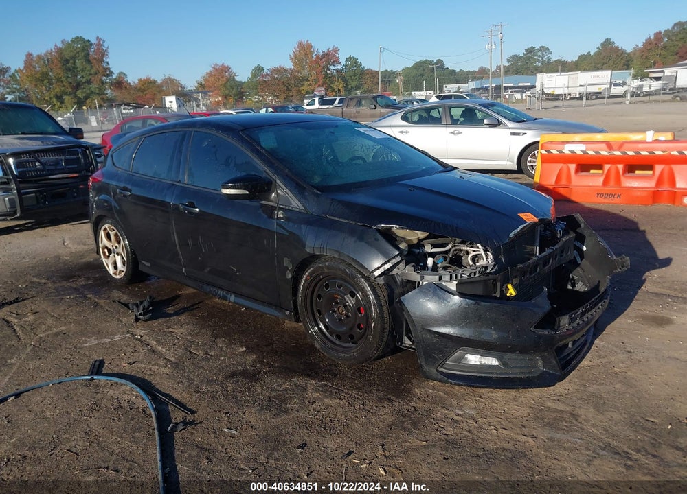 2016 FORD FOCUS ST VIN: 1FADP3L92GL305278