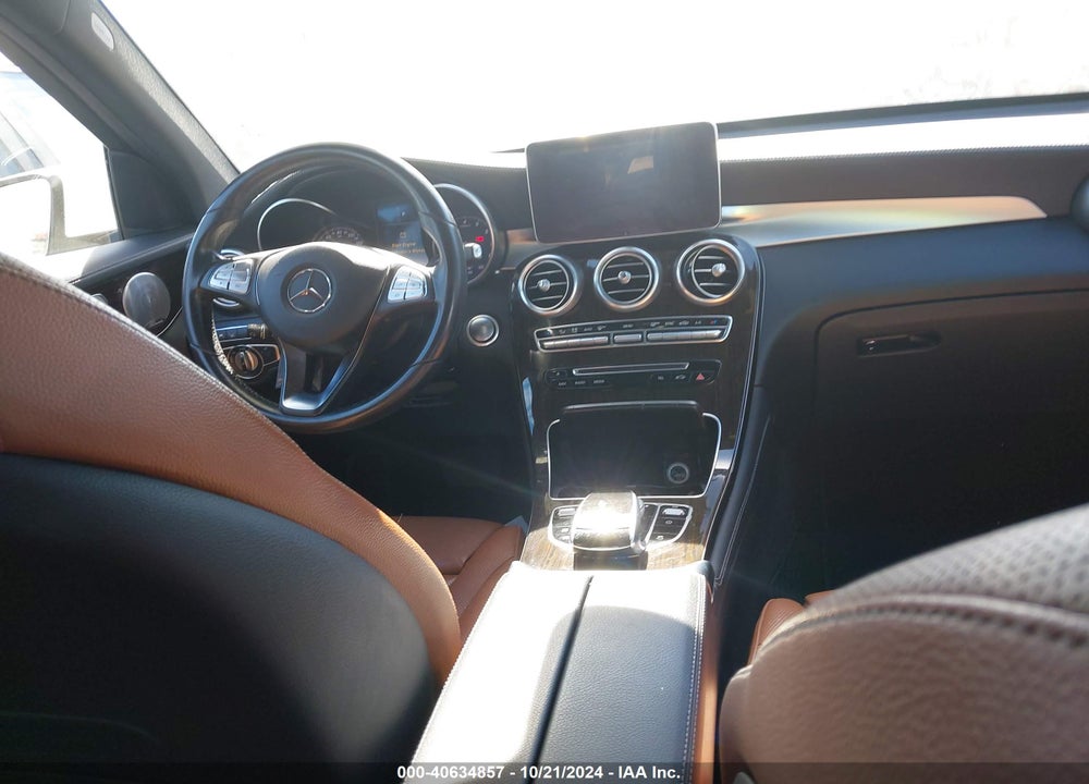2017 MERCEDES-BENZ GLC 300 VIN: WDC0G4JB3HF246448
