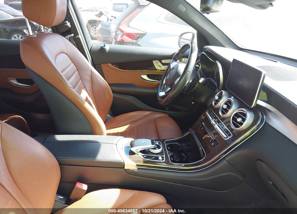 2017 MERCEDES-BENZ GLC 300 VIN: WDC0G4JB3HF246448