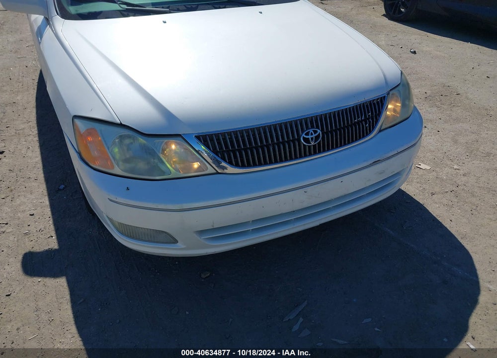 2002 TOYOTA AVALON XLS VIN: 4T1BF28B42U207040