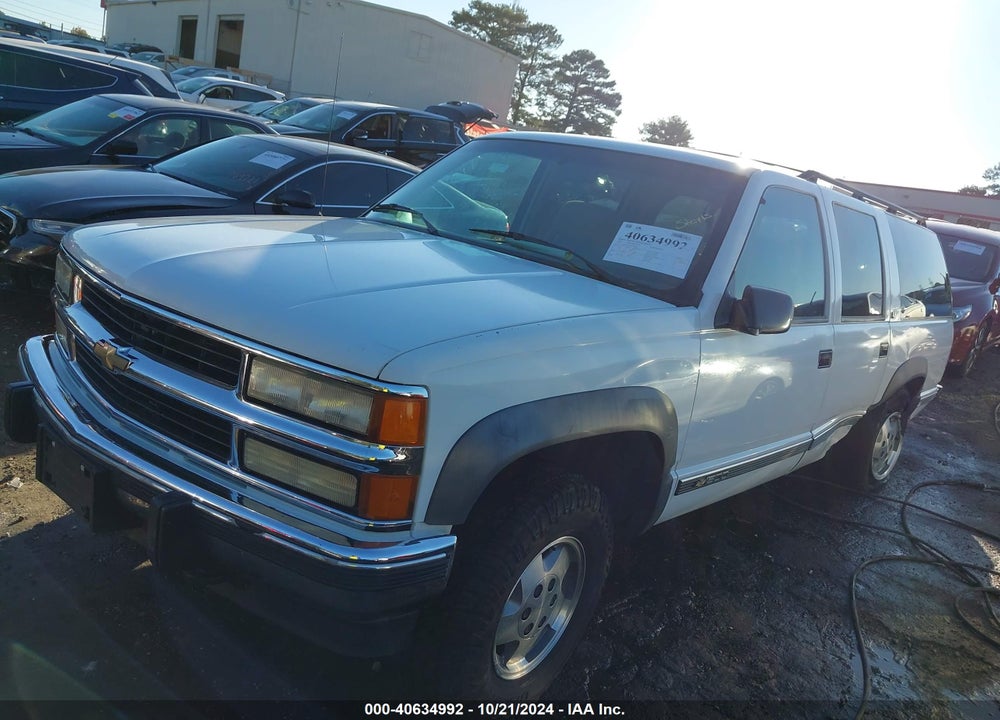 1994 CHEVROLET SUBURBAN K1500 VIN: 1GNFK16KXRJ388372