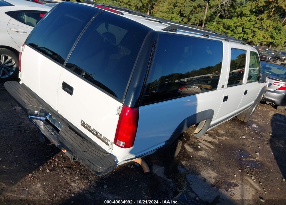 1994 CHEVROLET SUBURBAN K1500 VIN: 1GNFK16KXRJ388372