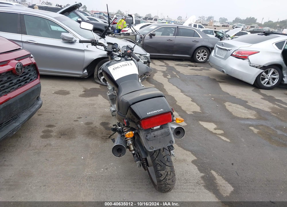 1995 HONDA CB750 VIN: JH2RC3815SM300049