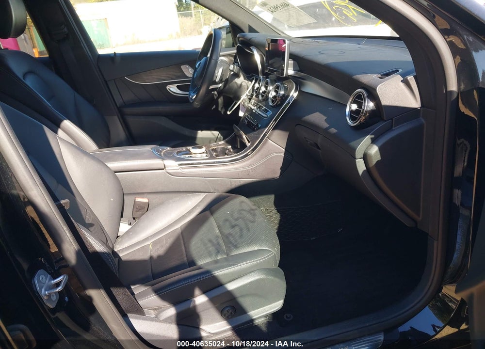2018 MERCEDES-BENZ GLC 300 4MATIC VIN: WDC0G4KB2JV074925
