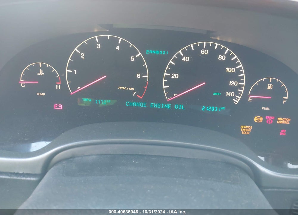 2002 CADILLAC DEVILLE DTS VIN: 1G6KF57992U215433
