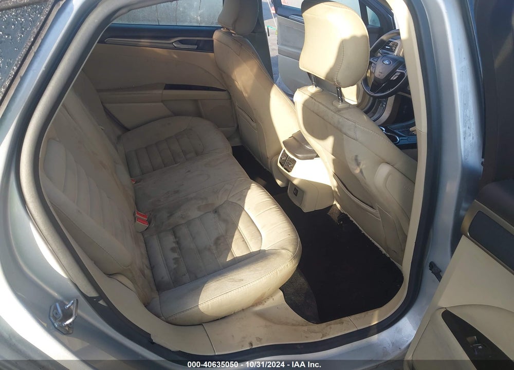2015 FORD FUSION SE VIN: 3FA6P0H78FR196940