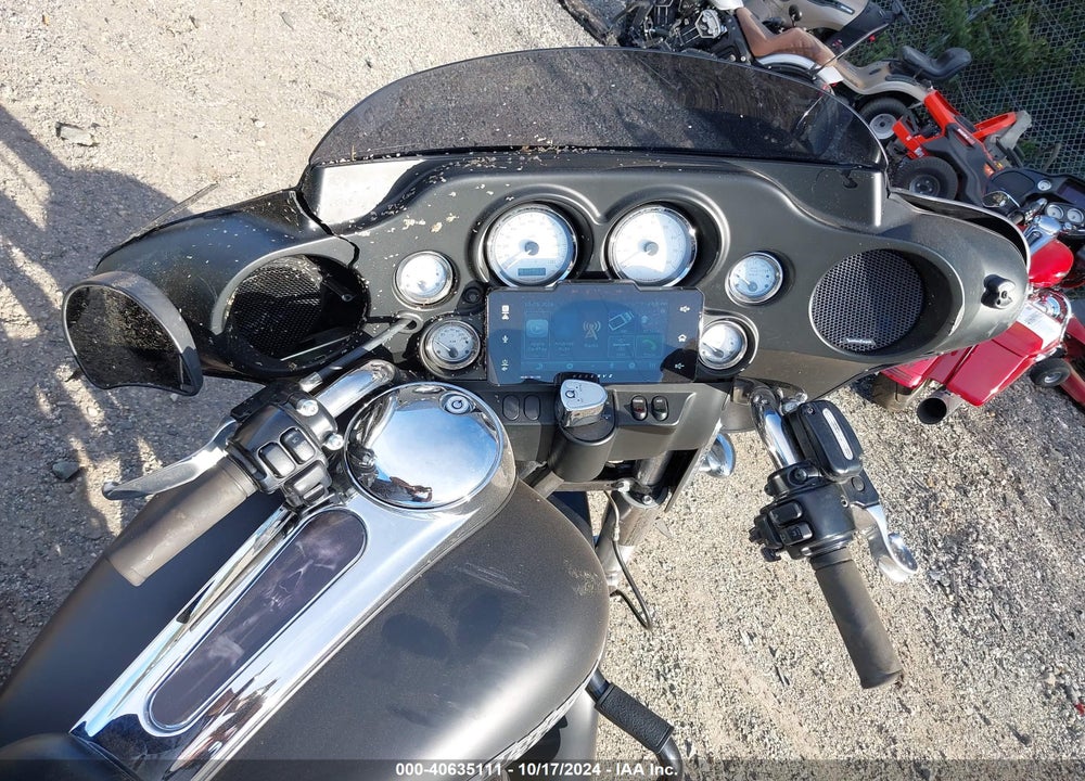 2012 HARLEY-DAVIDSON FLHX STREET GLIDE VIN: 1HD1KBM1XCB655867