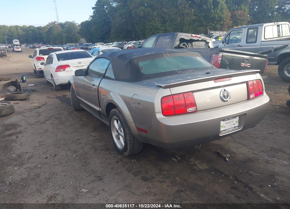 2008 FORD MUSTANG VIN: 1ZVHT84N585185172
