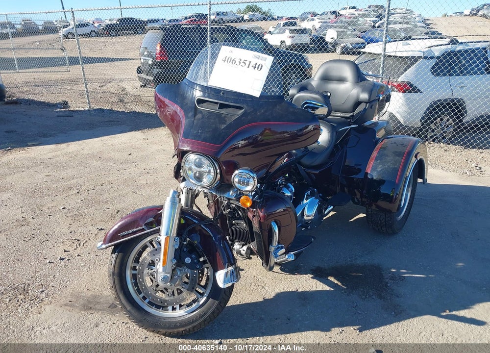 2022 HARLEY-DAVIDSON FLHTCUTG VIN: 1HD1MAF14NB858127