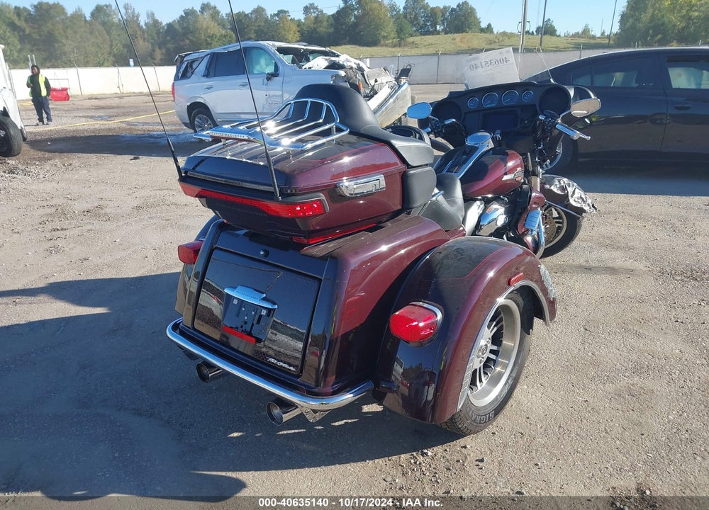 2022 HARLEY-DAVIDSON FLHTCUTG VIN: 1HD1MAF14NB858127