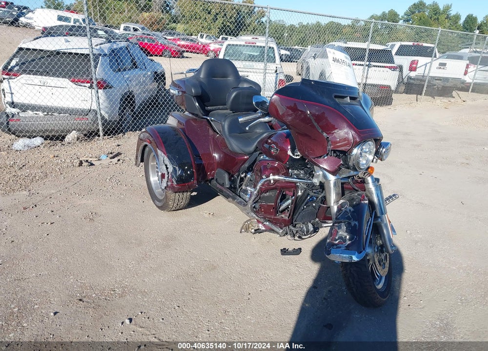 2022 HARLEY-DAVIDSON FLHTCUTG VIN: 1HD1MAF14NB858127