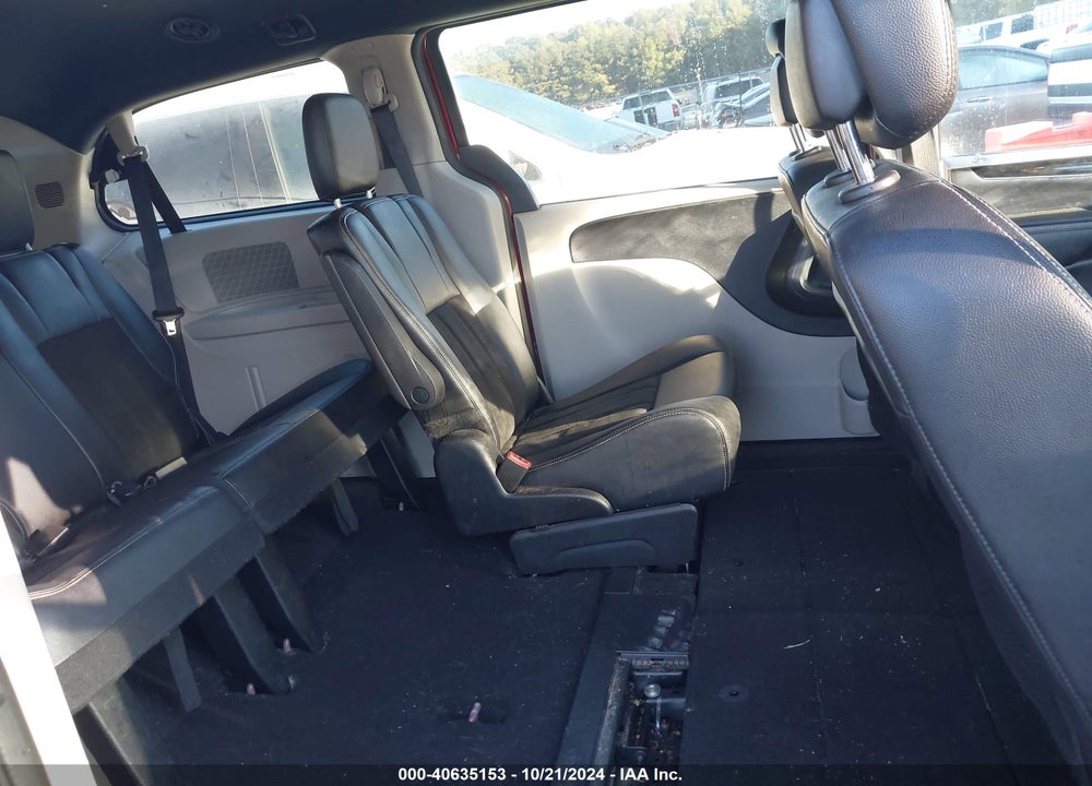 2019 DODGE GRAND CARAVAN SXT VIN: 2C4RDGCG9KR563019