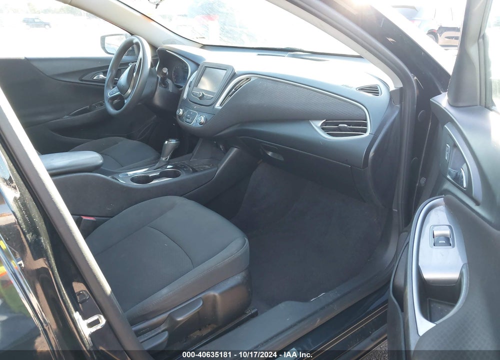 2017 CHEVROLET MALIBU LS VIN: 1G1ZB5ST0HF133526