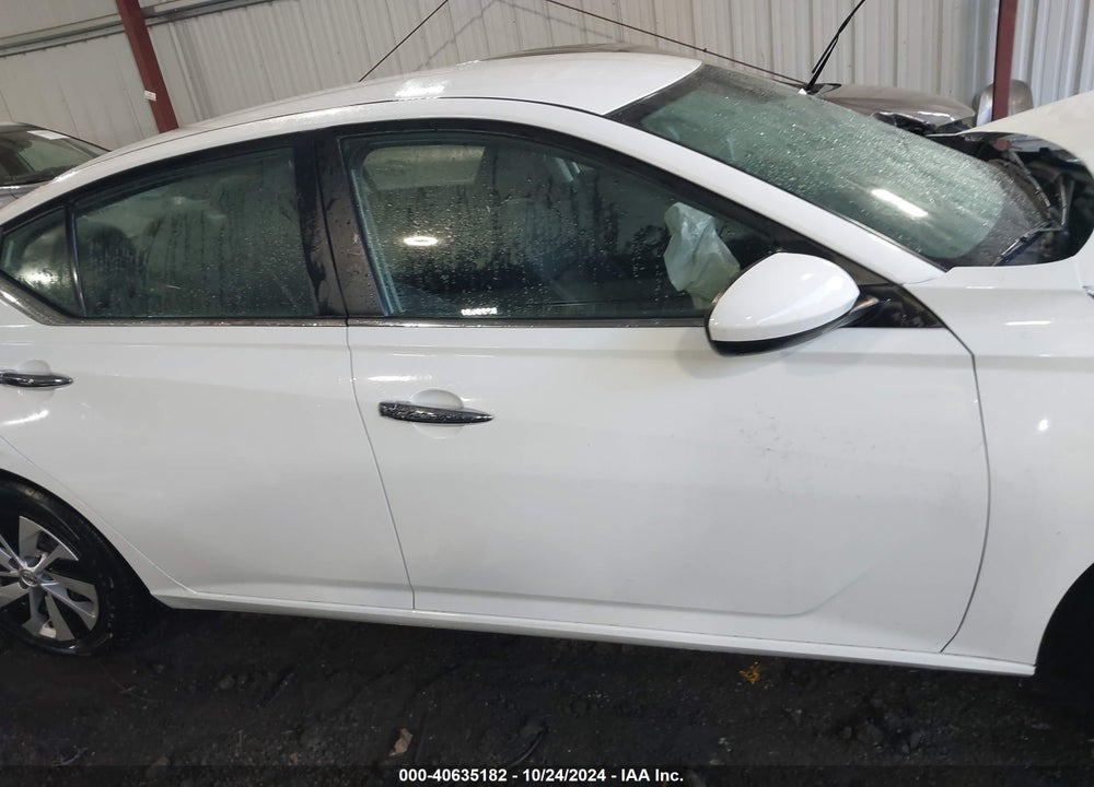 2022 NISSAN ALTIMA S FWD VIN: 1N4BL4BV3NN328674