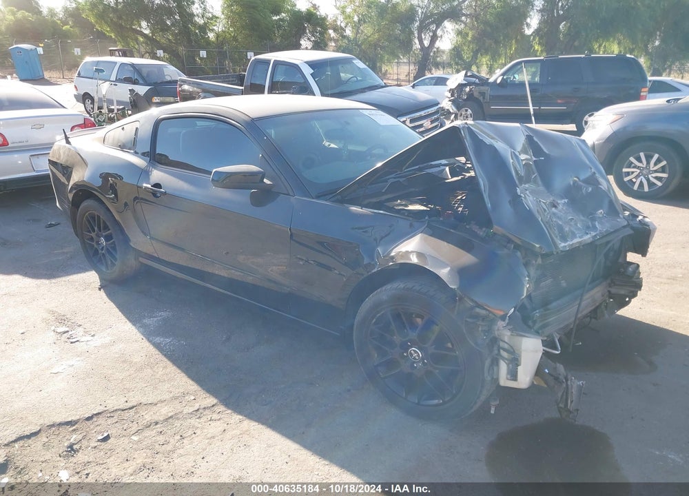 2014 FORD MUSTANG V6 VIN: 1ZVBP8AM2E5254157
