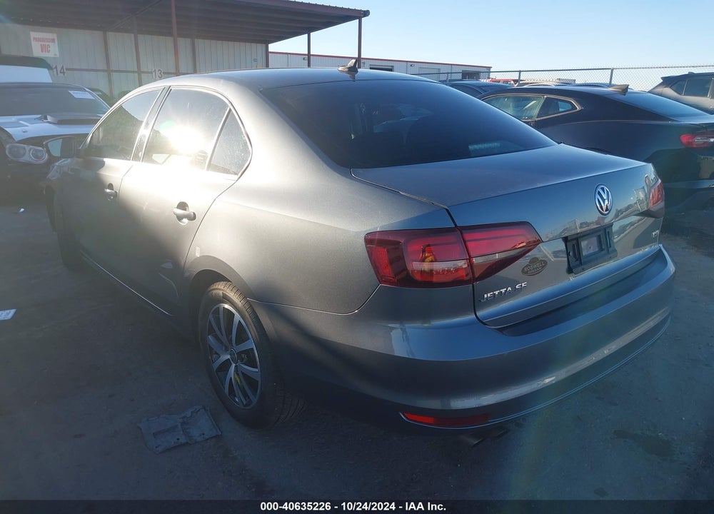 2017 VOLKSWAGEN JETTA 1.4T SE VIN: 3VWDB7AJ8HM263080