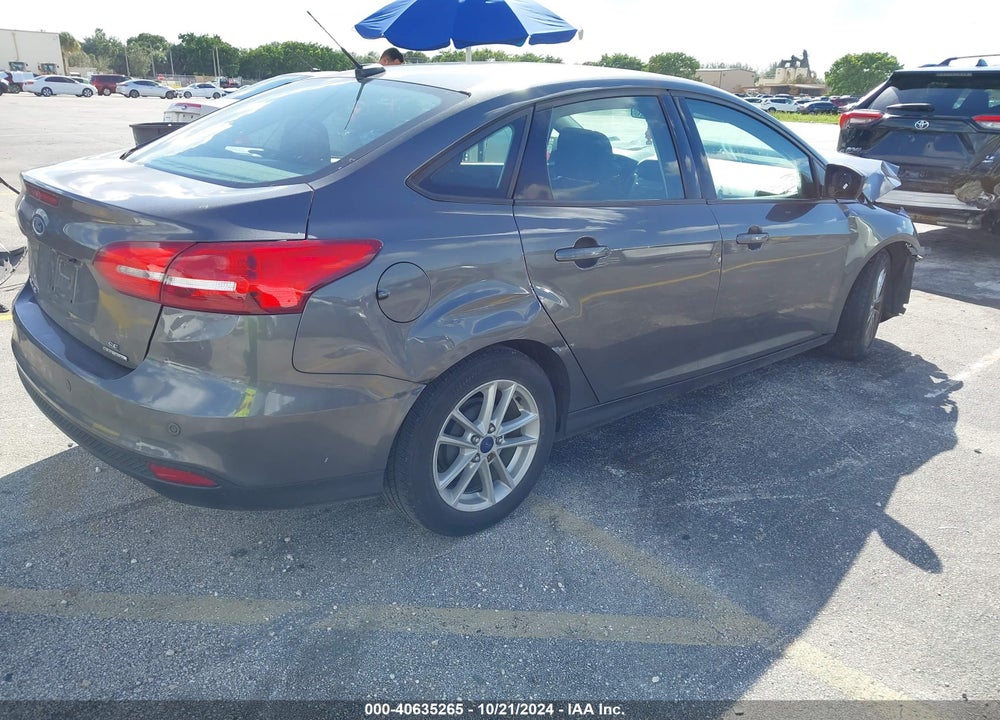 2015 FORD FOCUS SE VIN: 1FADP3F29FL200606