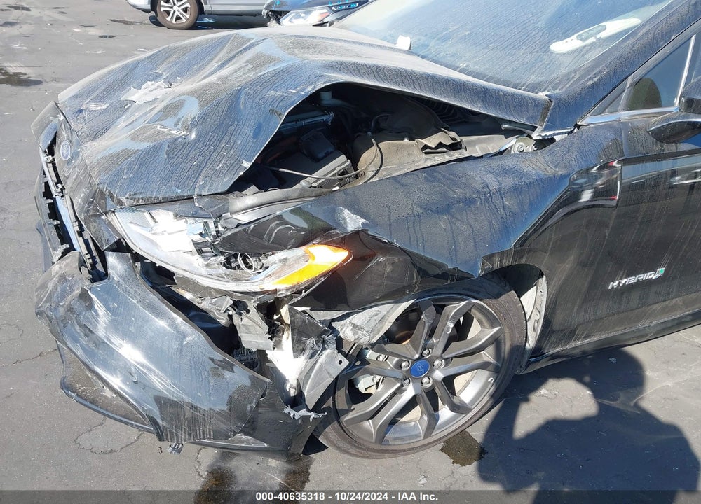 2018 FORD FUSION VIN: 3FA6P0LU1JR273282
