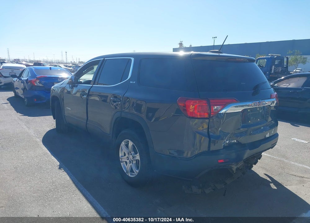 2018 GMC ACADIA SLE-1 VIN: 1GKKNKLA1JZ182240