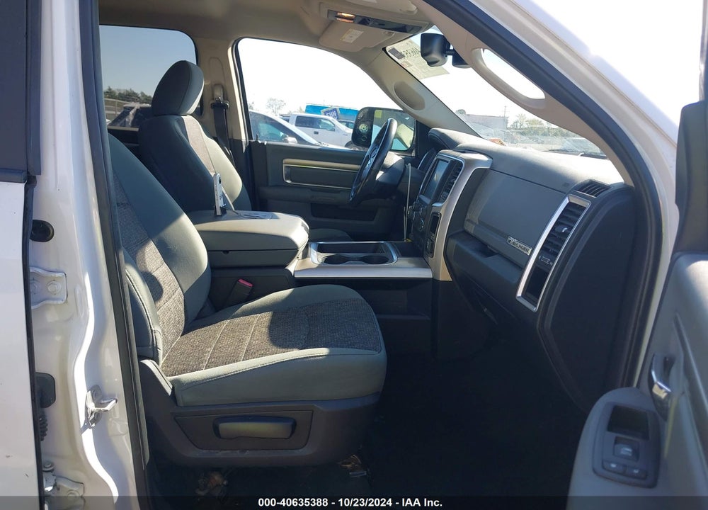 2017 RAM 1500 BIG HORN 4X4 5'7 BOX VIN: 3C6RR7LT6HG746348