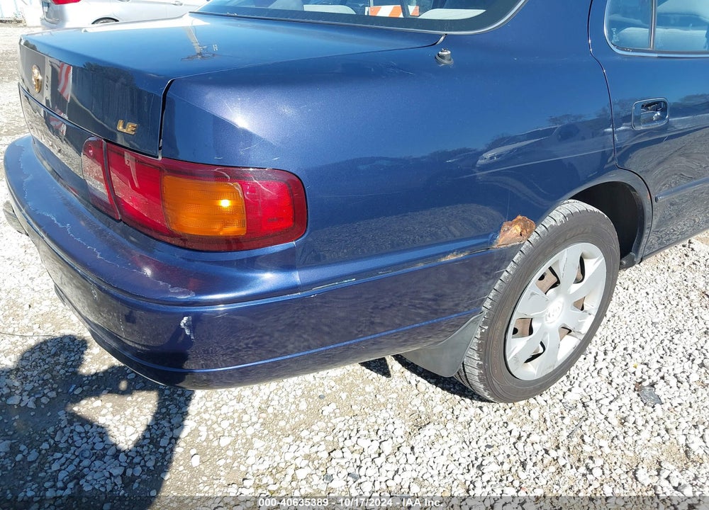 1995 TOYOTA CAMRY LE VIN: 4T1SK12E2SU866730