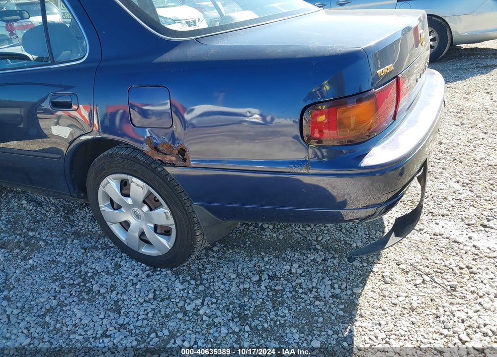 1995 TOYOTA CAMRY LE VIN: 4T1SK12E2SU866730