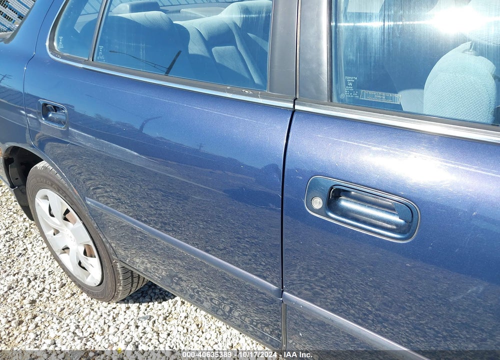 1995 TOYOTA CAMRY LE VIN: 4T1SK12E2SU866730