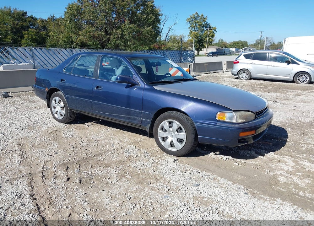 1995 TOYOTA CAMRY LE VIN: 4T1SK12E2SU866730