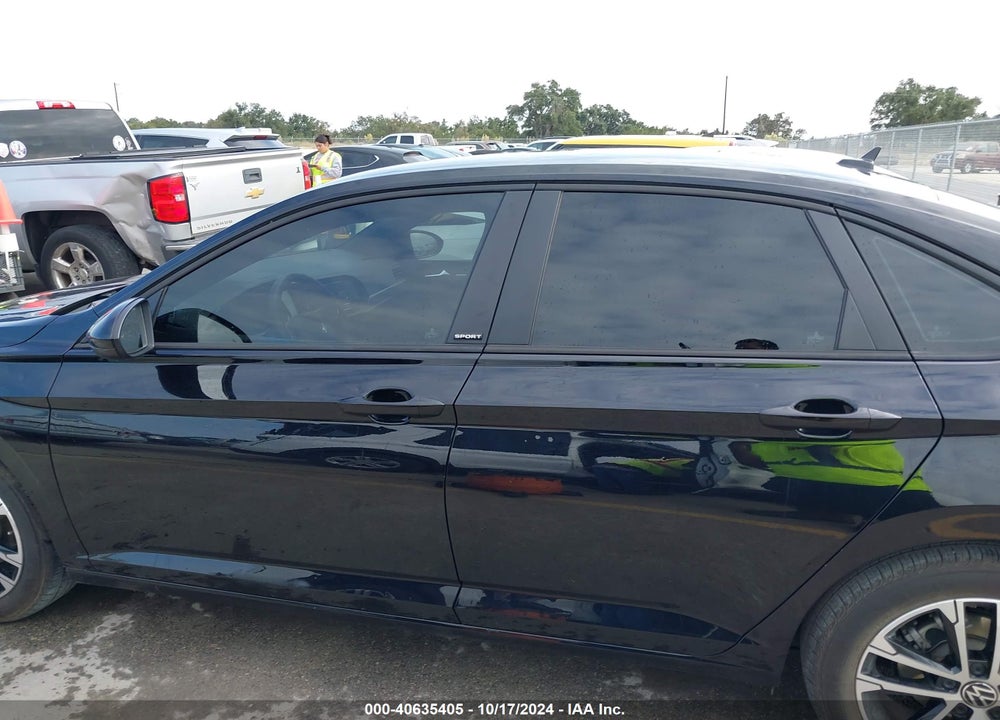 2024 VOLKSWAGEN JETTA VIN: 3VWBM7BU7RM066896