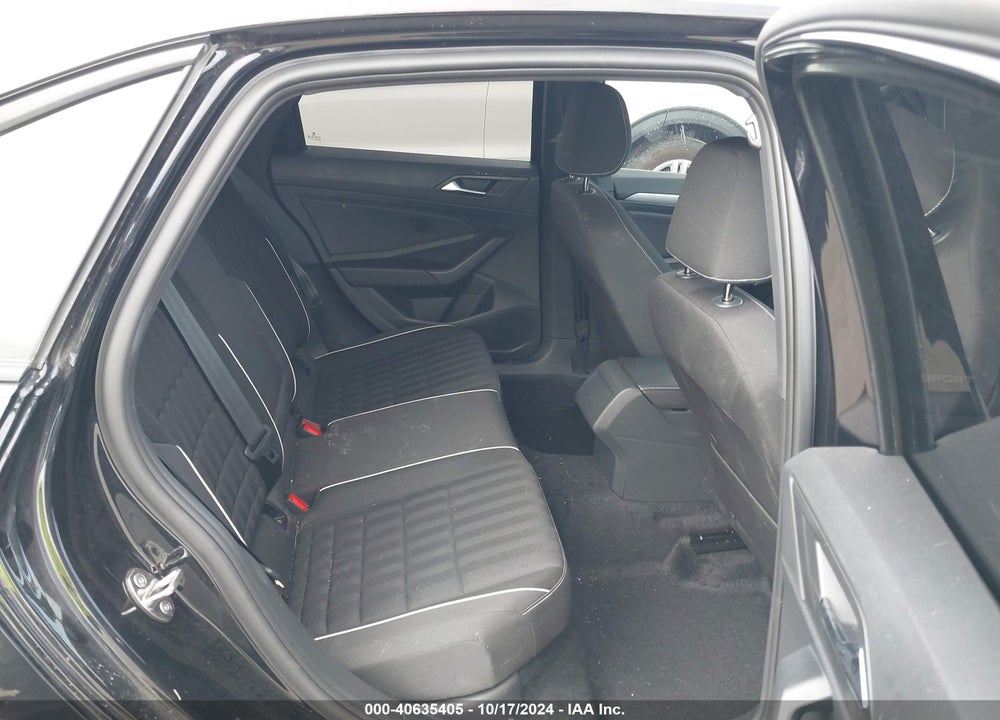 2024 VOLKSWAGEN JETTA VIN: 3VWBM7BU7RM066896