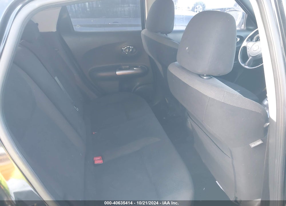 2011 NISSAN JUKE SV VIN: JN8AF5MRXBT001431