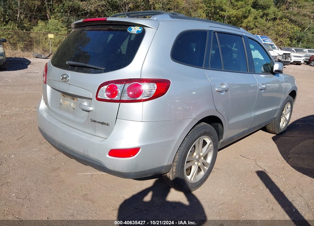 2011 HYUNDAI SANTA FE SE VIN: 5XYZH4AG2BG053928