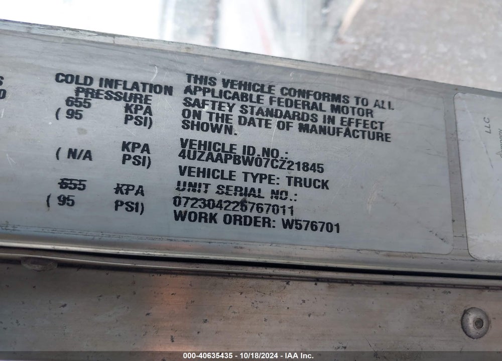 2007 FREIGHTLINER CHASSIS M LINE WALK-IN VAN VIN: 4UZAAPBW07CZ21845
