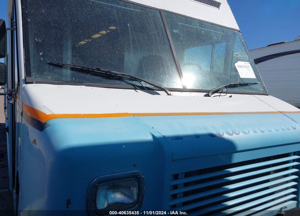 2007 FREIGHTLINER CHASSIS M LINE WALK-IN VAN VIN: 4UZAAPBW07CZ21845