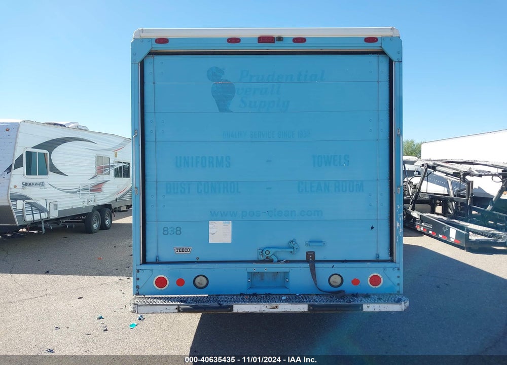 2007 FREIGHTLINER CHASSIS M LINE WALK-IN VAN VIN: 4UZAAPBW07CZ21845