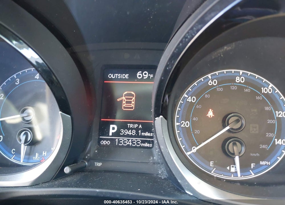 2014 TOYOTA COROLLA S PLUS VIN: 5YFBURHE6EP047841