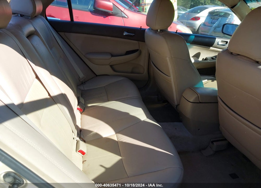 2004 HONDA ACCORD 2.4 LX VIN: 3HGCM56364G701421