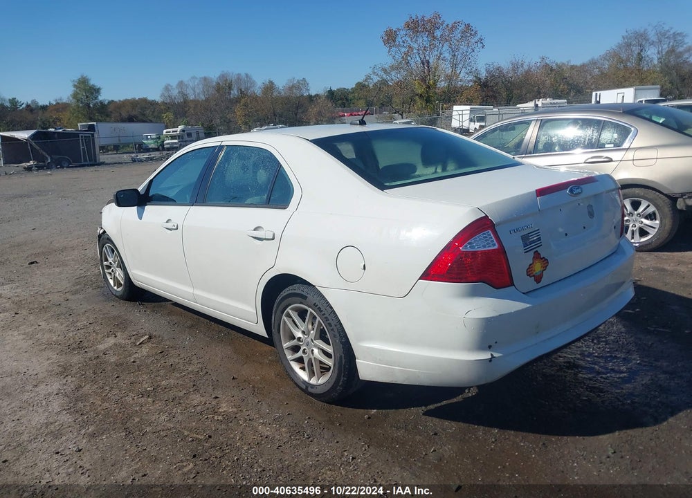 2012 FORD FUSION S VIN: 3FAHP0GA7CR390490