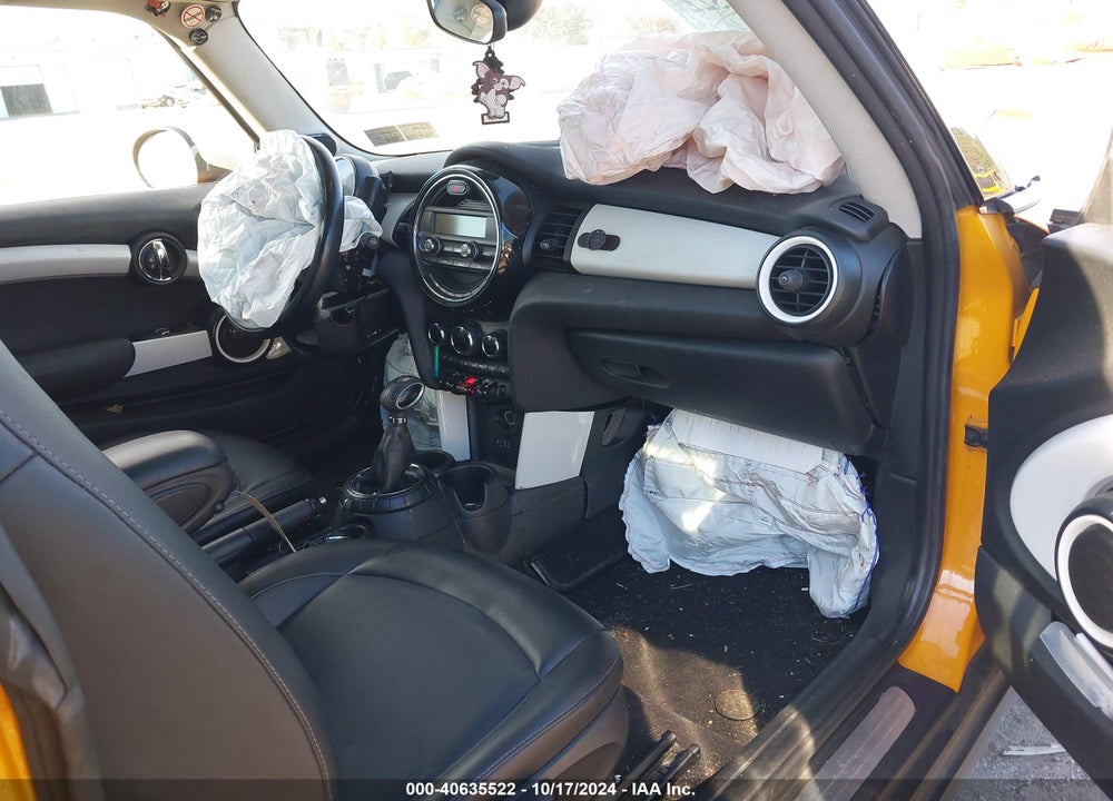 2015 MINI HARDTOP COOPER VIN: WMWXM5C5XFT937644