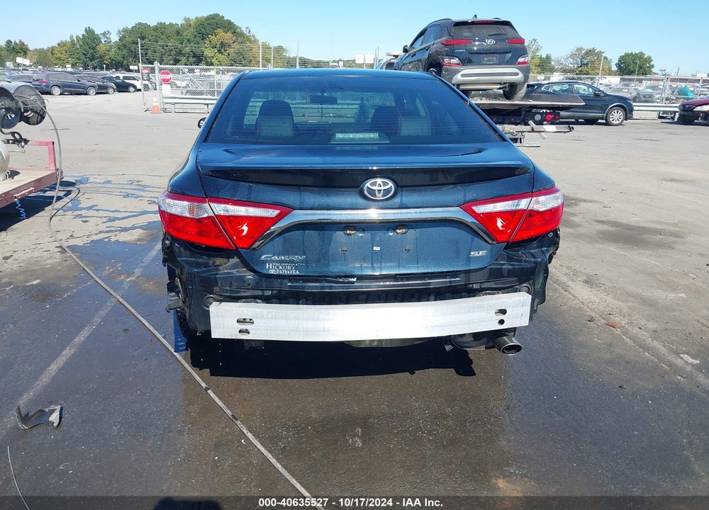 2015 TOYOTA CAMRY SE VIN: 4T1BF1FK2FU062051