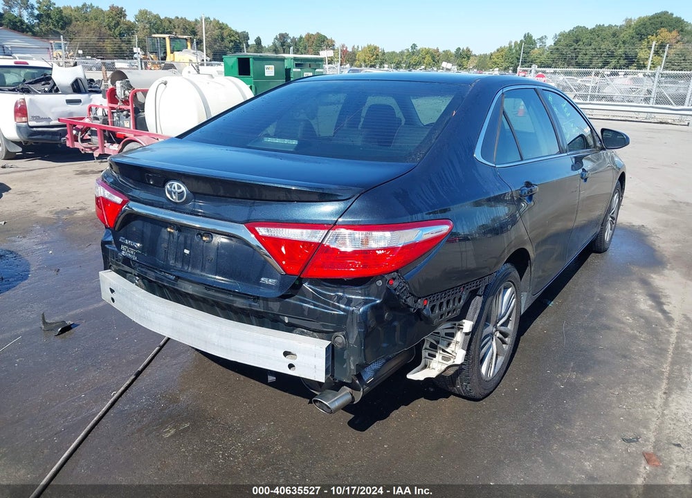 2015 TOYOTA CAMRY SE VIN: 4T1BF1FK2FU062051