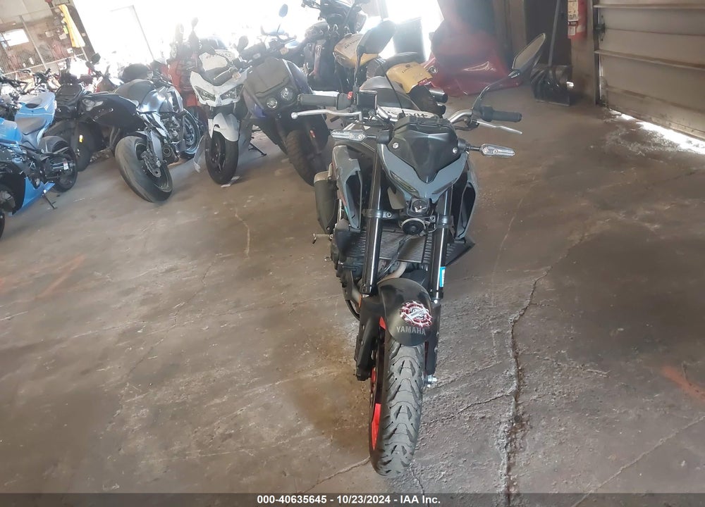2021 YAMAHA MT-03 VIN: MH3RH20YXMK006868