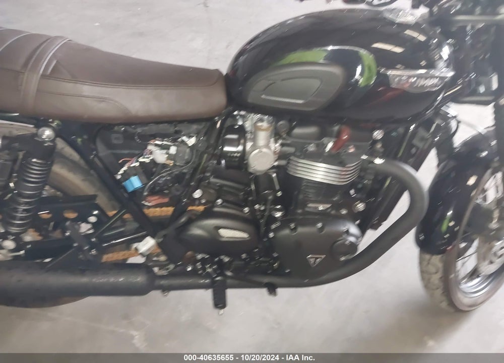 2017 TRIUMPH MOTORCYCLE BONNEVILLE T120/BLACK VIN: SMTD40HL3HT822422