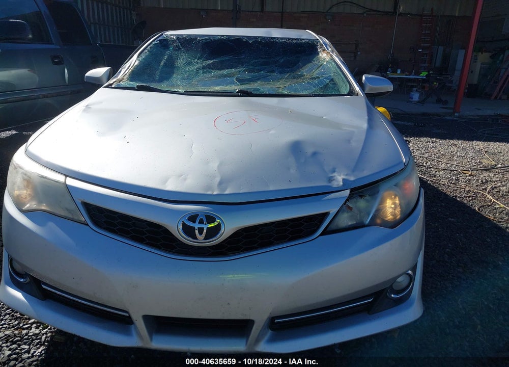 2014 TOYOTA CAMRY SE VIN: 4T1BF1FK5EU389347