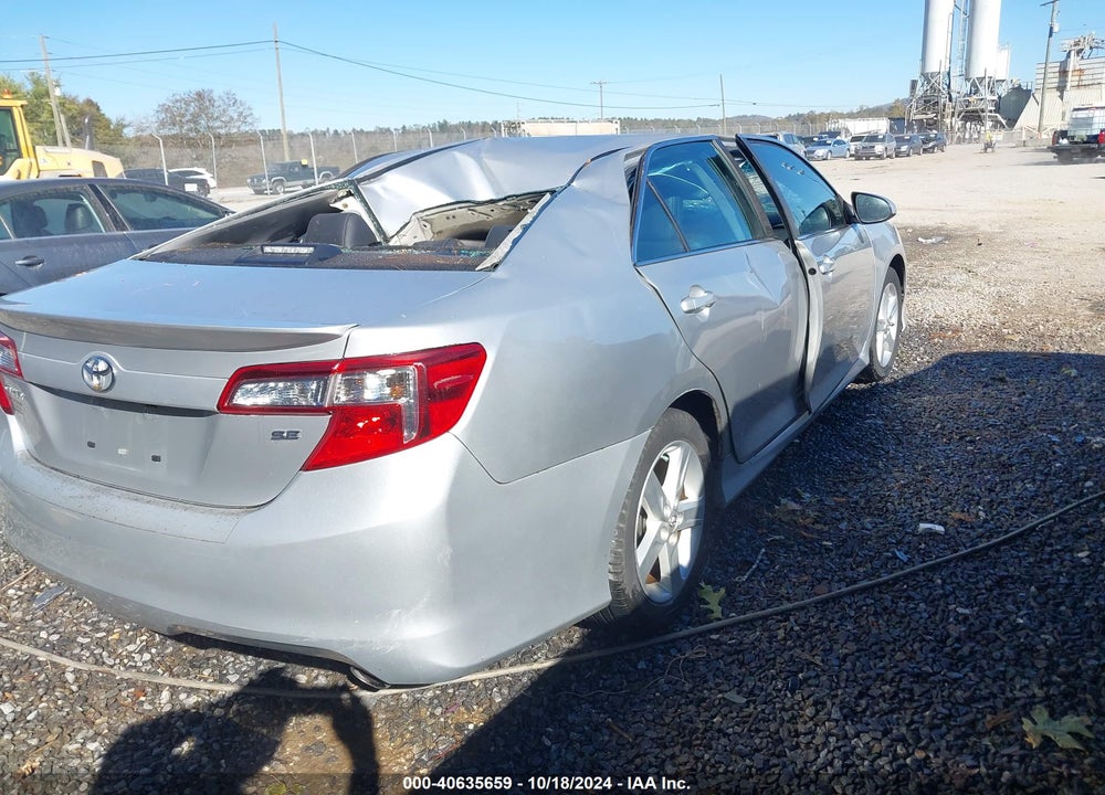 2014 TOYOTA CAMRY SE VIN: 4T1BF1FK5EU389347