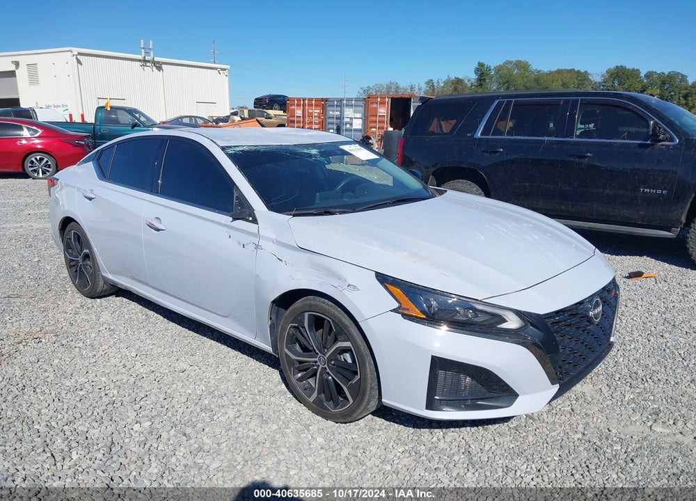 2023 NISSAN ALTIMA SR FWD VIN: 1N4BL4CVXPN328673