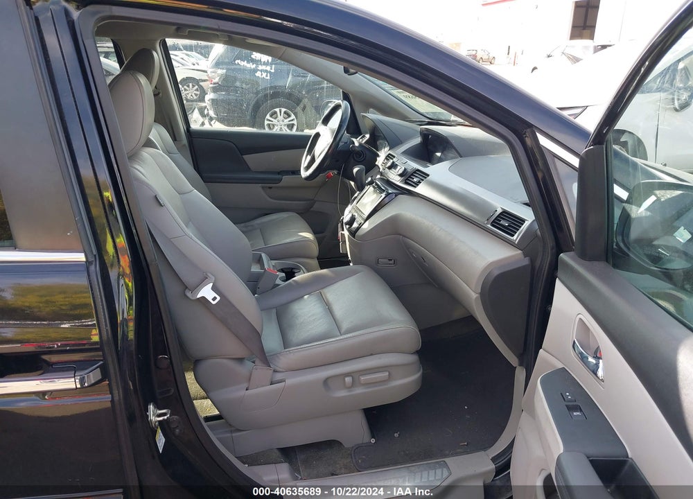 2015 HONDA ODYSSEY EX-L VIN: 5FNRL5H67FB041448
