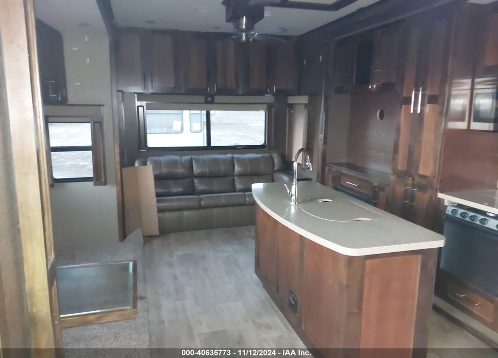 2017 VANLEIGH VILANO TRAVEL TRAILER VIN: 1V9FC3428HV206342