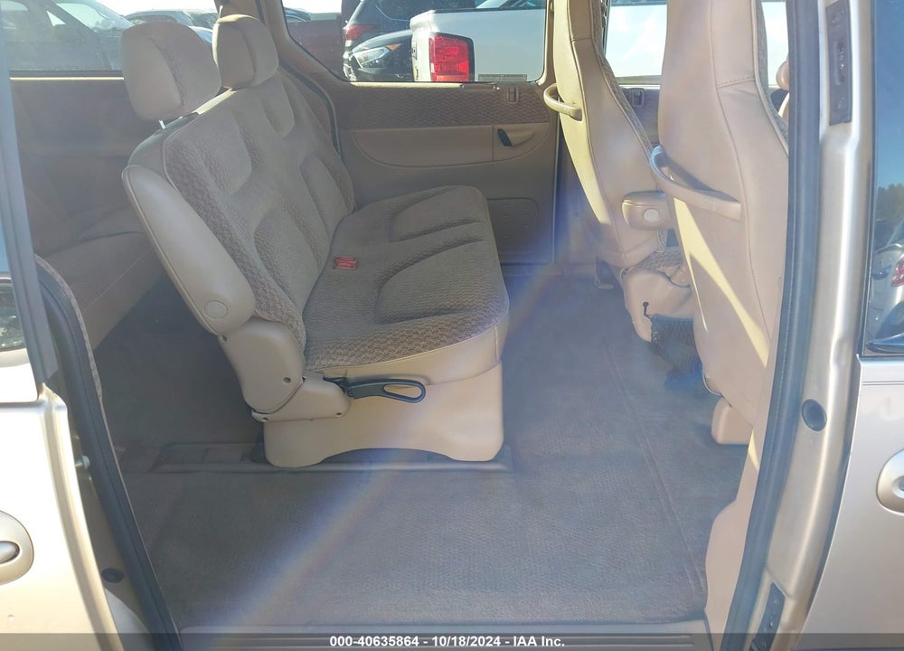 2000 DODGE GRAND CARAVAN SE VIN: 2B4GP44R6YR674646