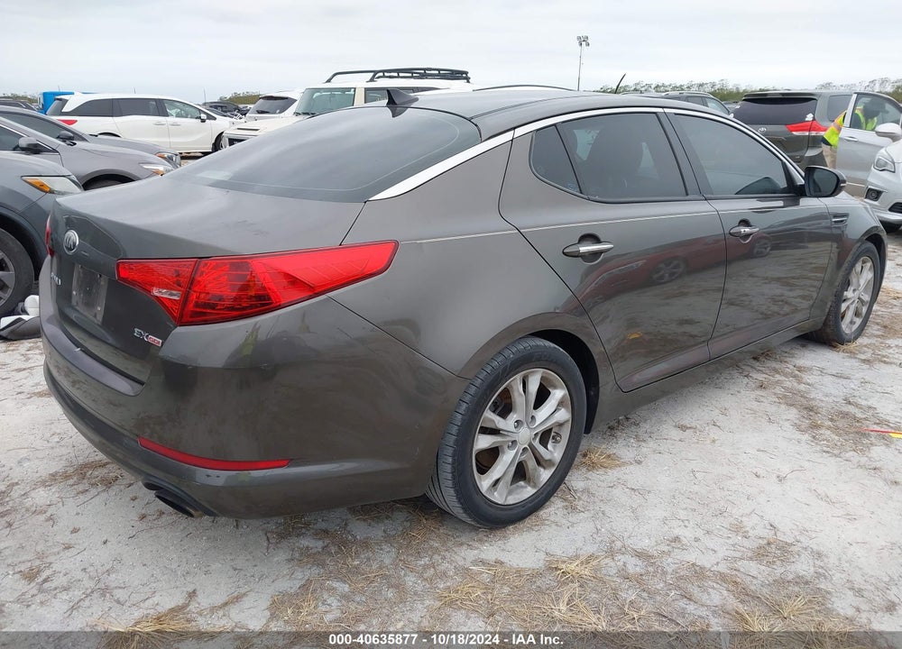 2013 KIA OPTIMA EX VIN: 5XXGN4A70DG100445